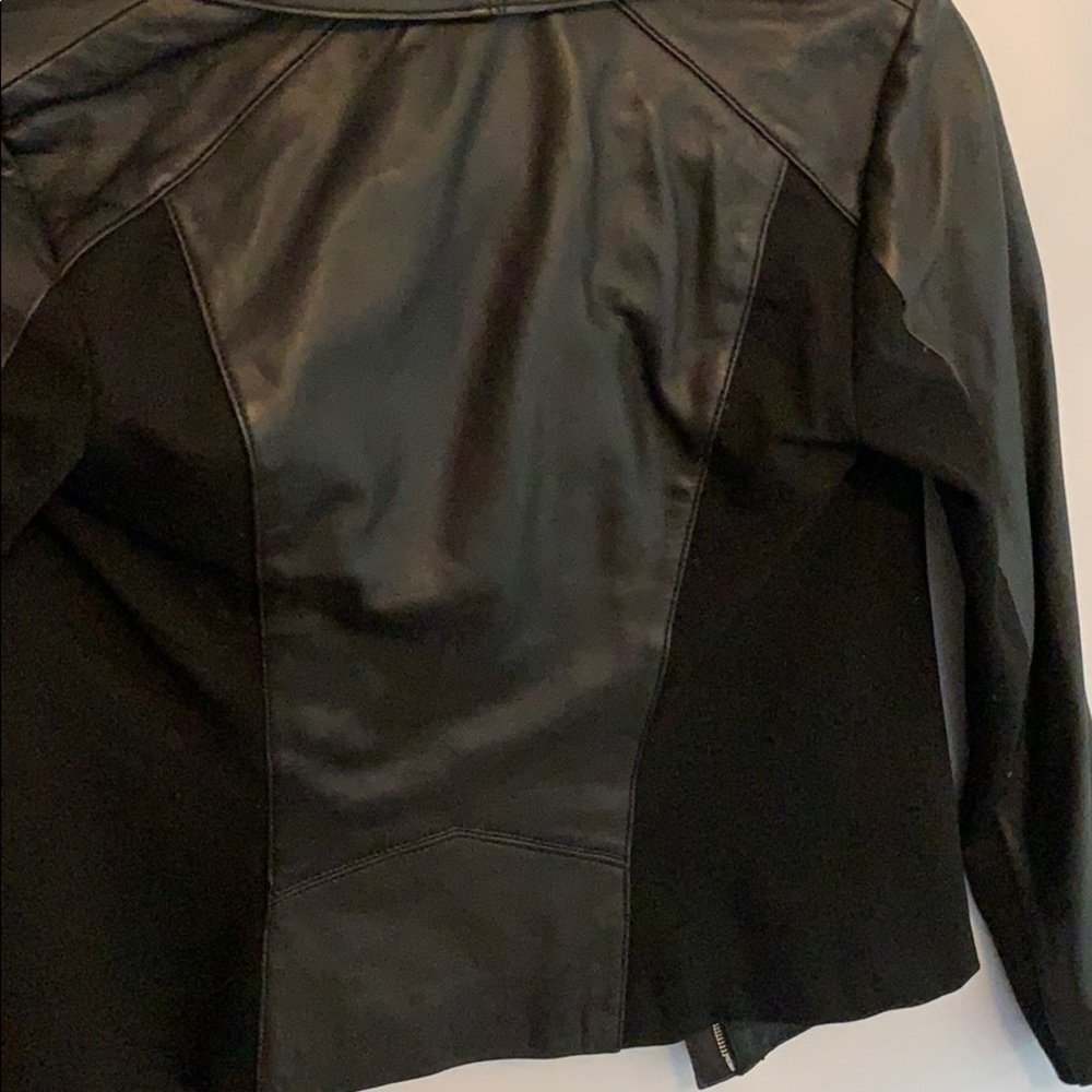 Leather jacket - Picture 3 of 3
